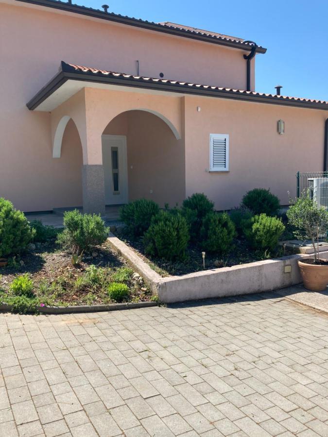 Villa Dijana Viskovići Eksteriør billede
